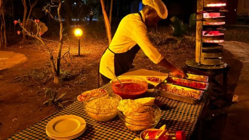 Kenia: Abendbuffet Kenia: Abendbuffet