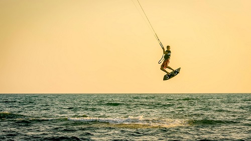Ulcinj: Am Spot geht es für Könner auch hoch hinaus. Ulcinj: Am Spot geht es für Könner auch hoch hinaus.