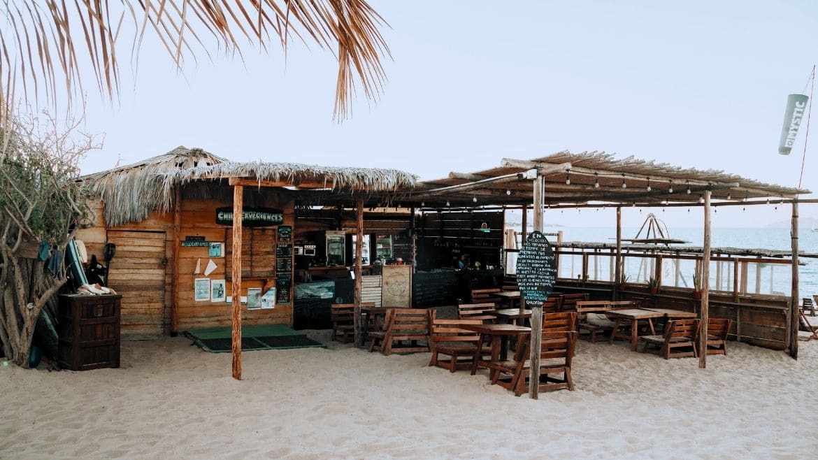 La Ventana: Blick auf die Kitesurf Station- und Barbereich La Ventana: Blick auf die Kitesurf Station- und Barbereich