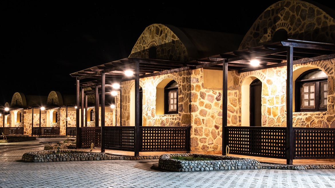 Hamata: Das Kite Hotel am Abend Hamata: Das Kite Hotel am Abend