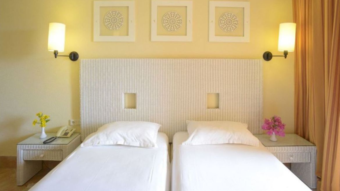 Zarzis: Die Standardzimmer verfügen über ein King Size- oder Doppelbett