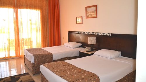 Hamata: Doppelzimmer mit Twin-Betten möglich Hamata: Doppelzimmer mit Twin-Betten möglich