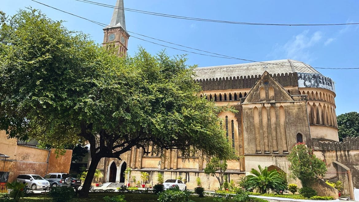 Ein Ausflug nach Stone Town sollte auf jeden Fall auf der Liste stehen