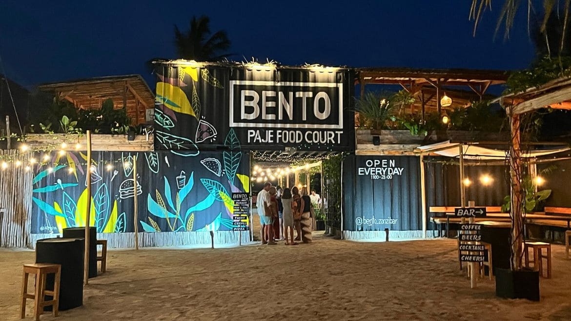 Im Bento Food Court findest Du eine tolle Auswahl an Essen