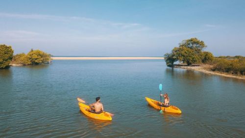 Kappalady: Kajaktour über die Station möglich