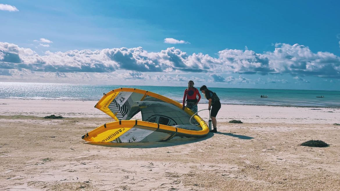 Kiteaufbau am Morgen