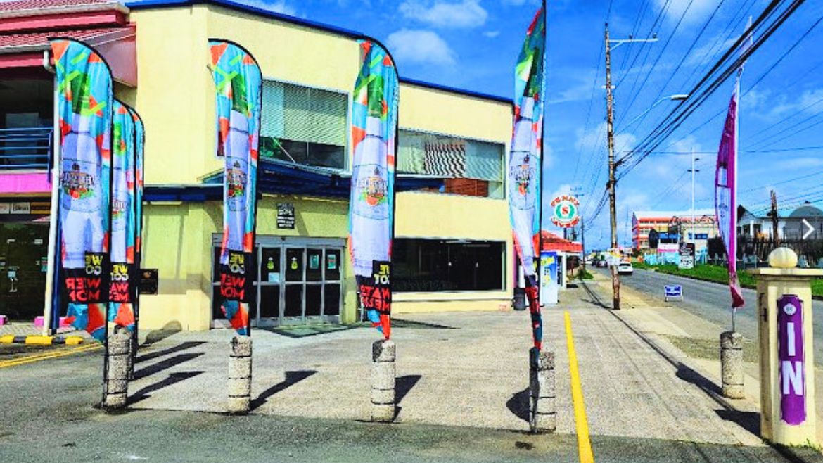 Tobago: Supermärkte in der Nähe