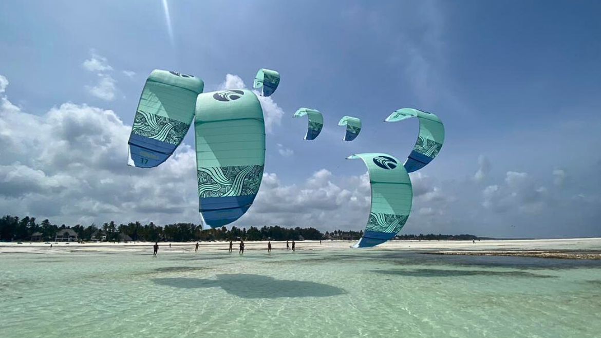 Palmen, eine riesige Flachwasserlagune und optimale Windbedingungen