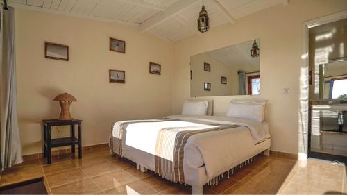 Dakhla: Blick in den Standard Bungalow des Surfhotels