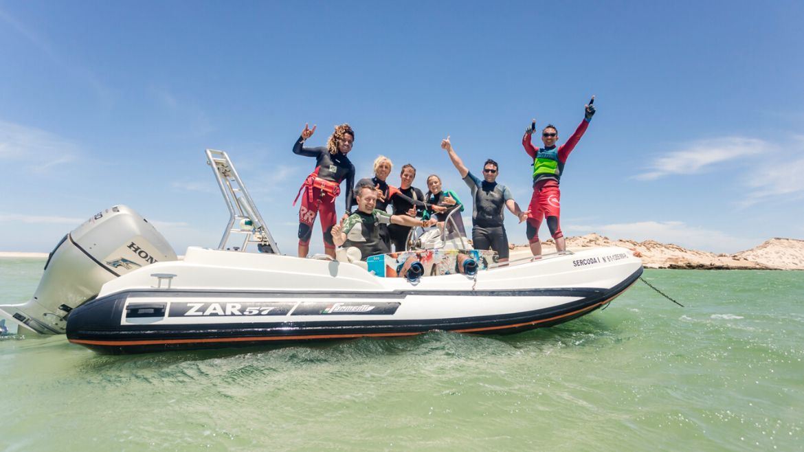 Wingsurfmaterial und Lagerung: Unser Team in Dakhla 