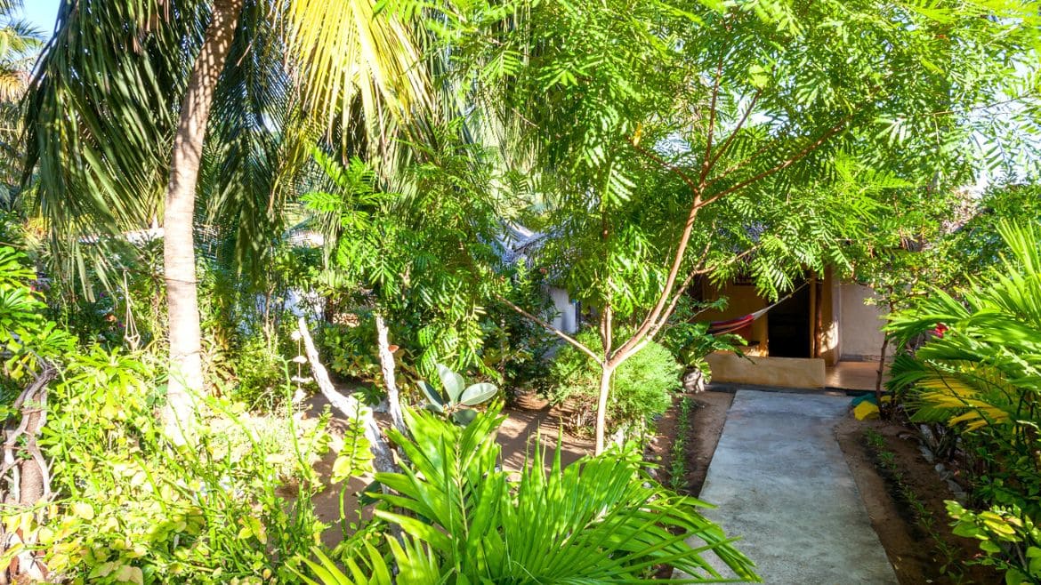 Kalpitiya: Weg zu den Surf Cabanas